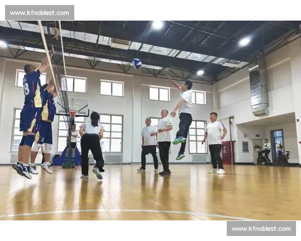 冠军同队！普通人当主攻，首届气排球大奖赛太燃了